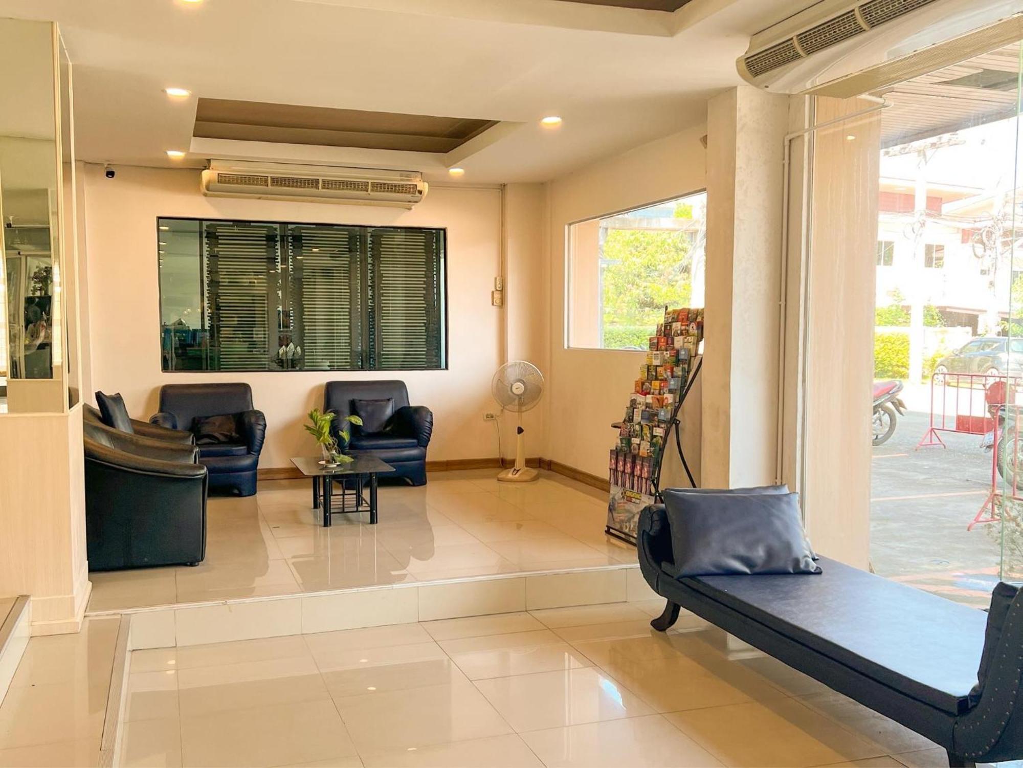 Inspire House Hotel Chiang Mai Esterno foto