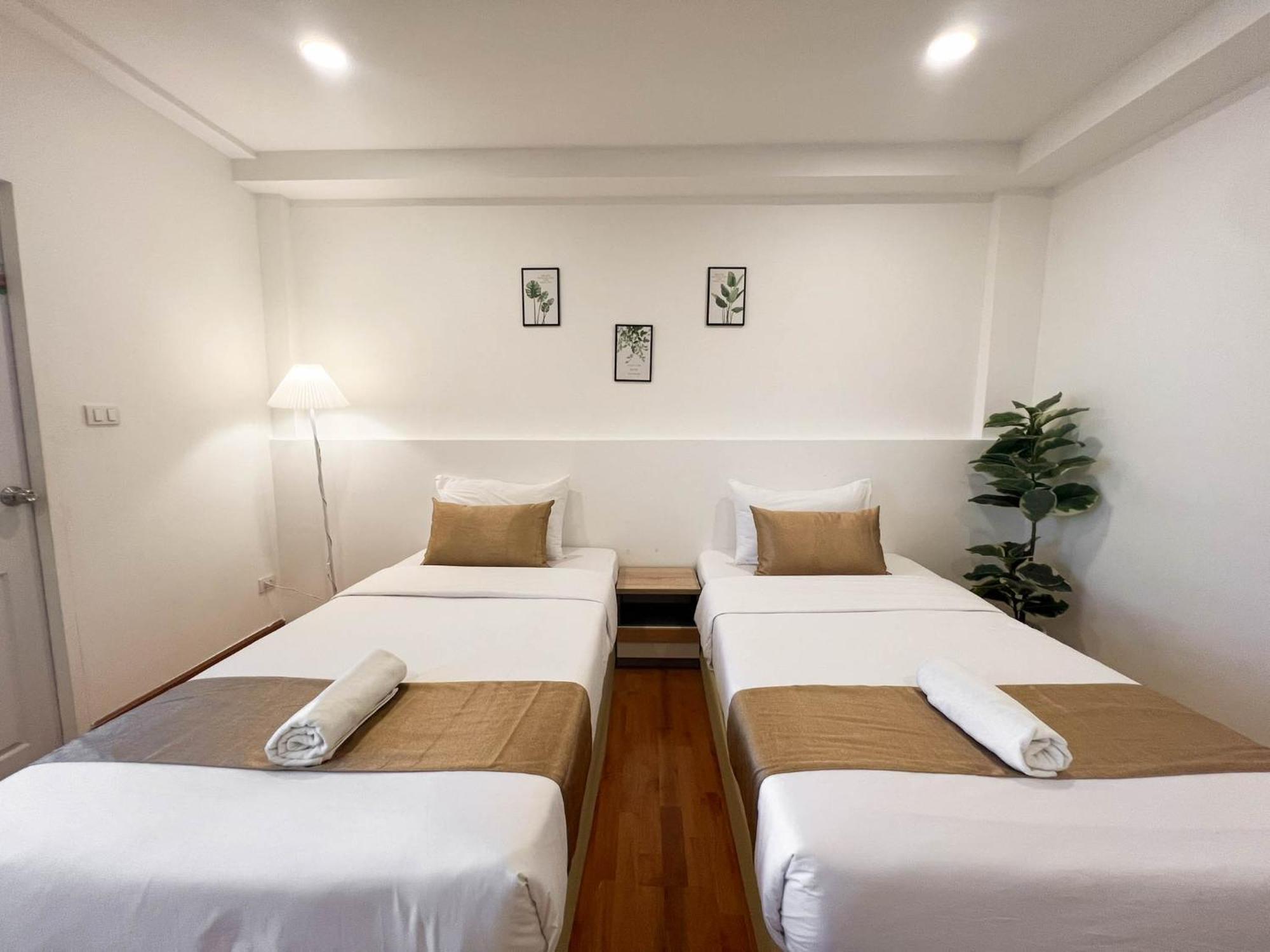 Inspire House Hotel Chiang Mai Esterno foto
