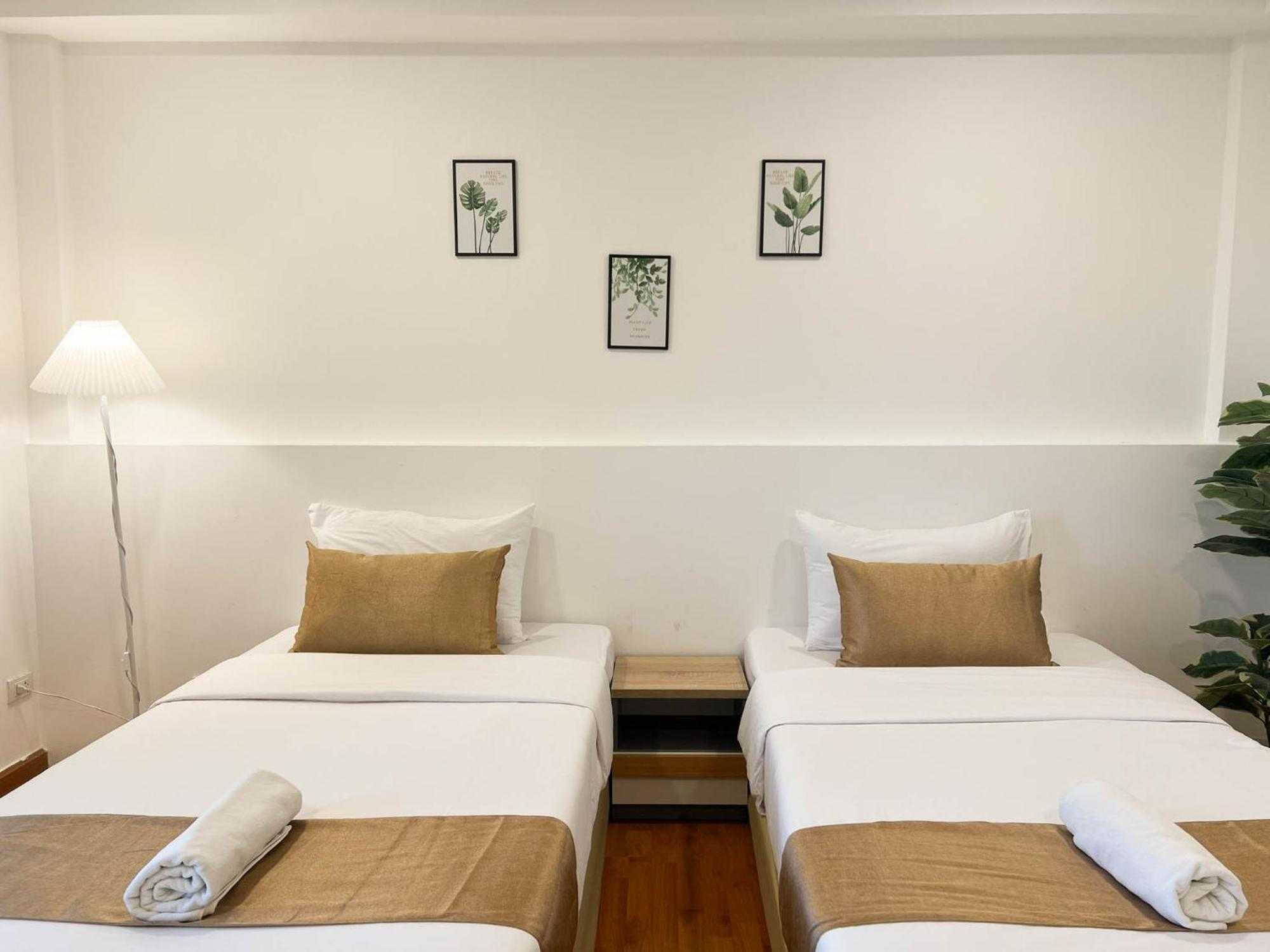 Inspire House Hotel Chiang Mai Esterno foto