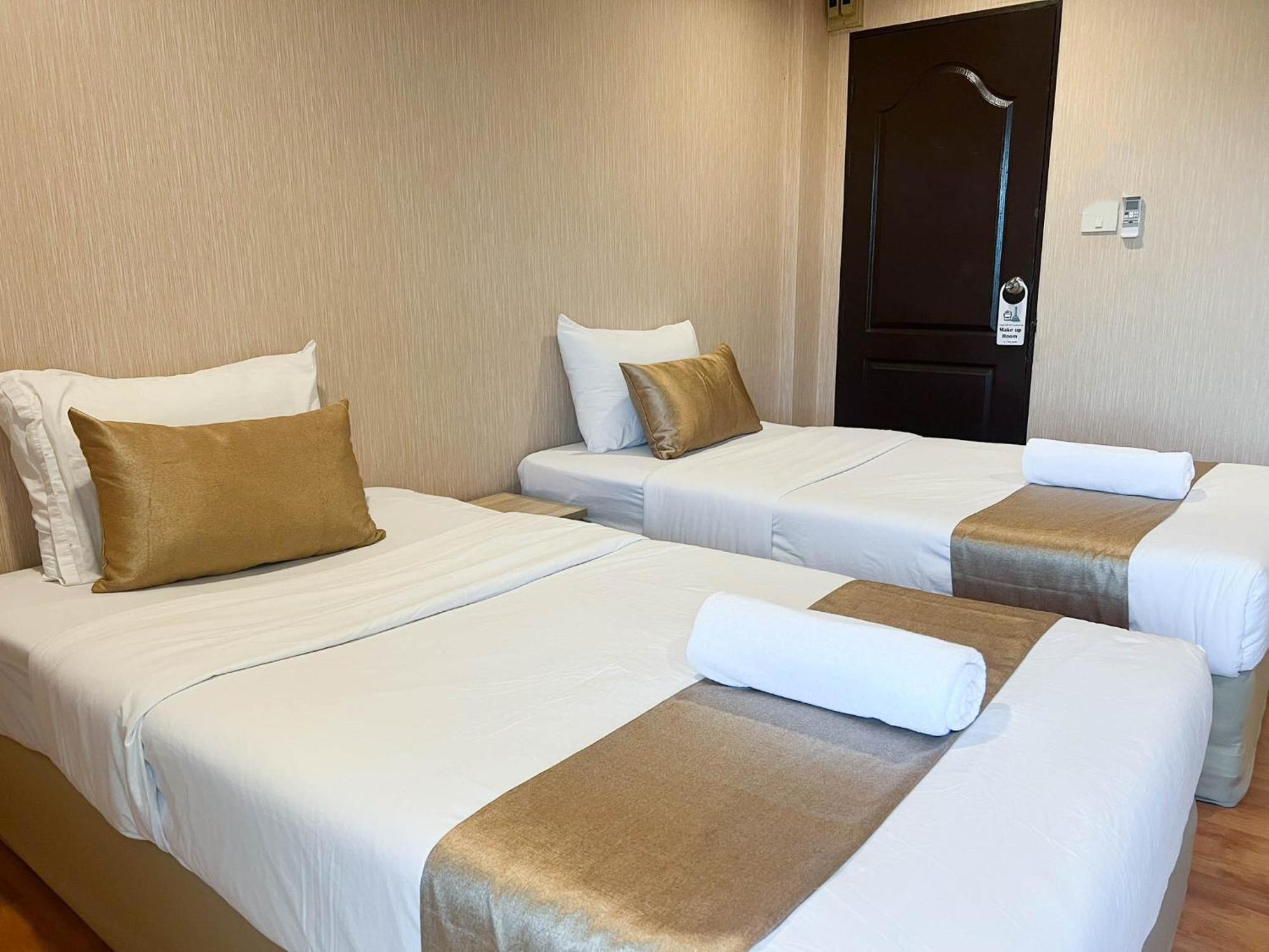 Inspire House Hotel Chiang Mai Esterno foto